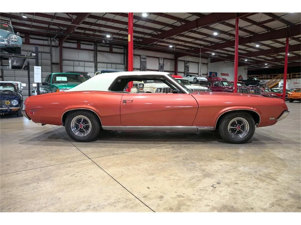 1969 Mercury Cougar 1st Gen - Image 10 of 31