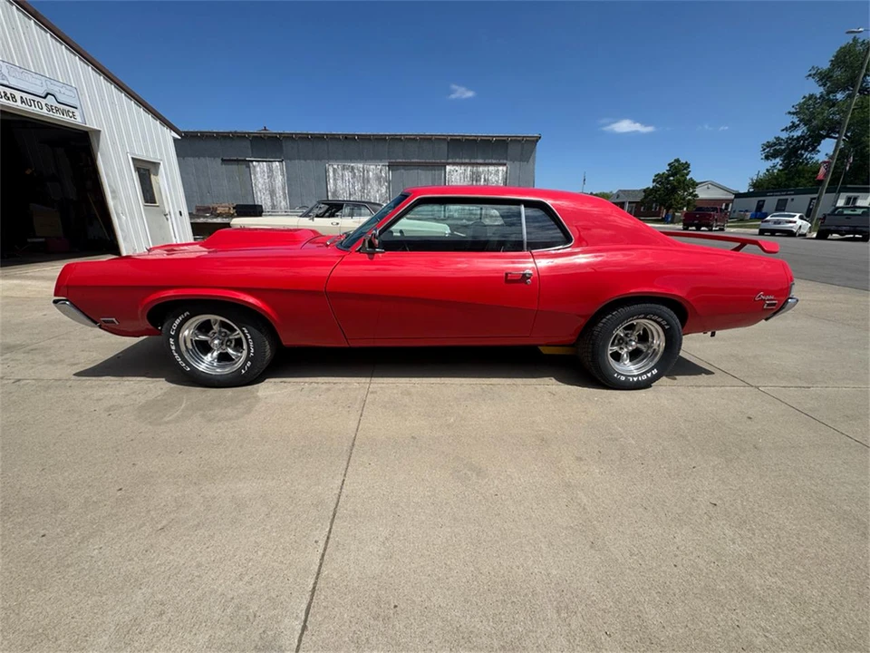 1969 Mercury Cougar 1st Gen - Image 4 of 31