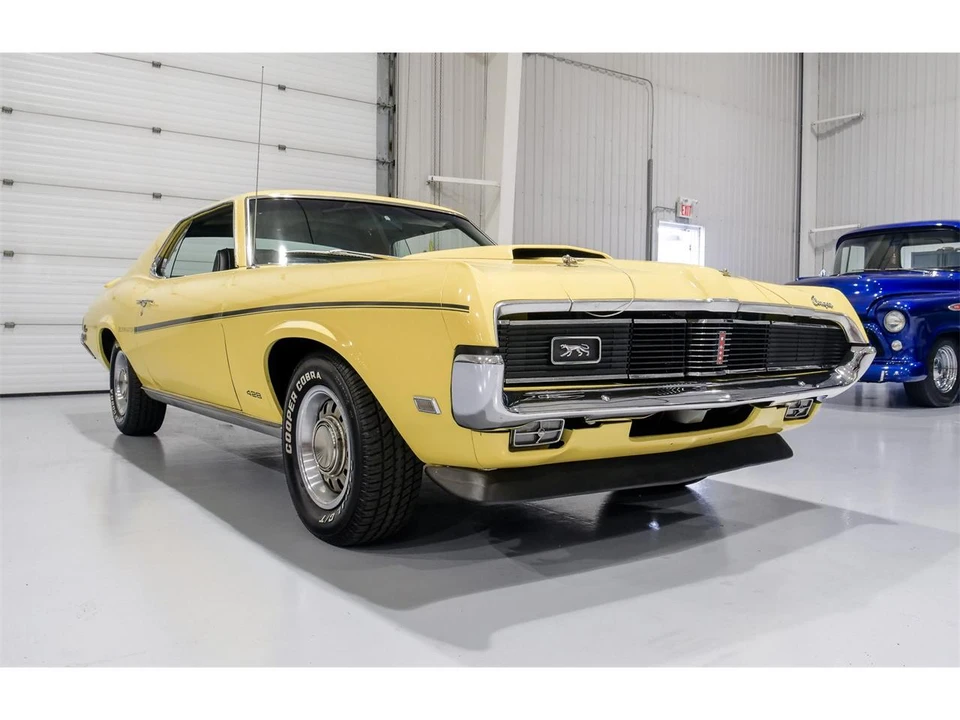 1969 Mercury Cougar 1st Gen - Image 7 of 31
