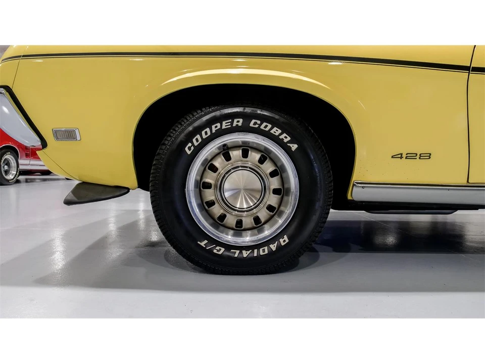 1969 Mercury Cougar 1st Gen - Image 17 of 31