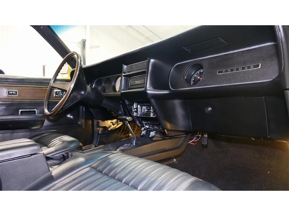 1969 Mercury Cougar 1st Gen - Image 26 of 31