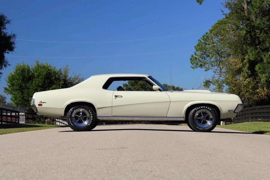 1969 Mercury Cougar 1st Gen - Image 8 of 31