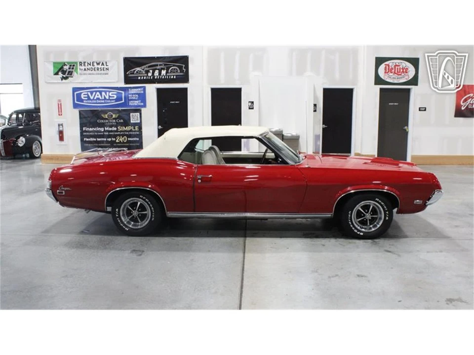 1969 Mercury Cougar 1st Gen - Image 27 of 31