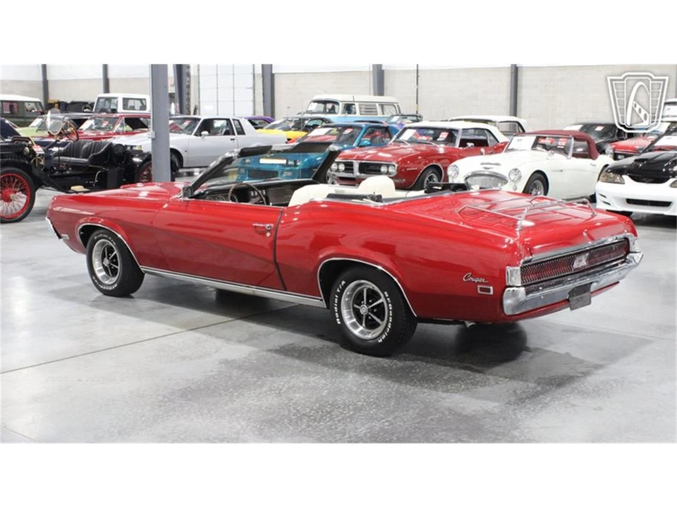 1969 Mercury Cougar 1st Gen - Image 10 of 31