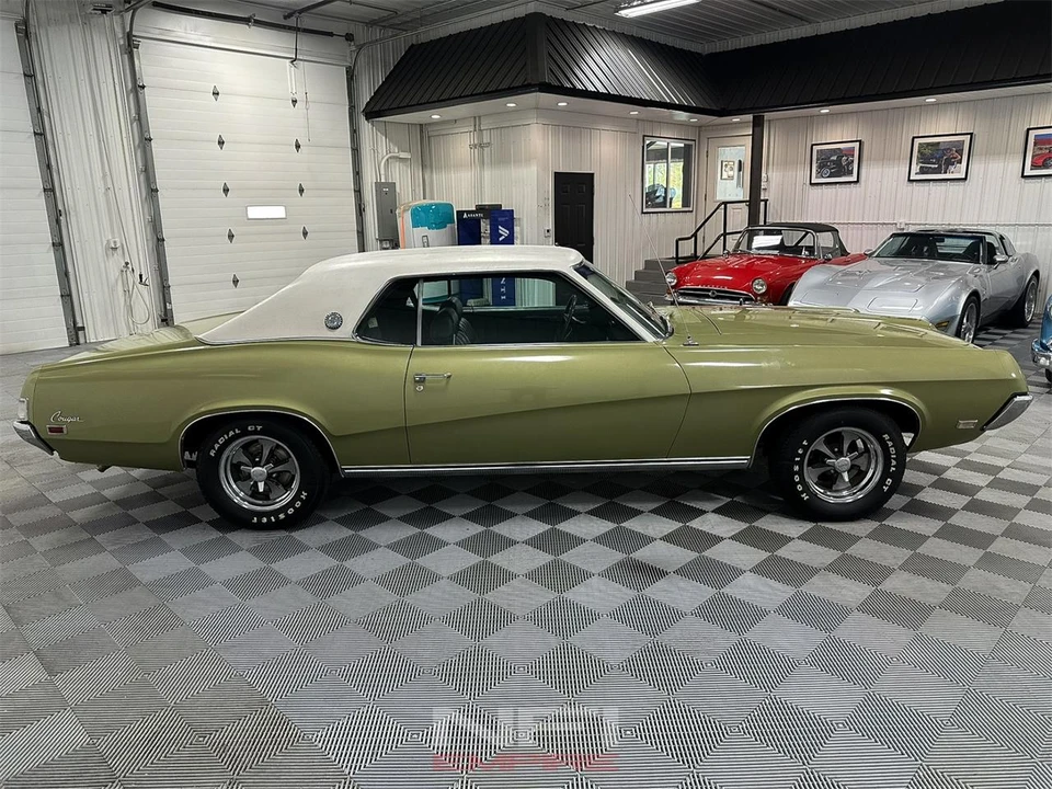 1969 Mercury Cougar 1st Gen - Image 7 of 31