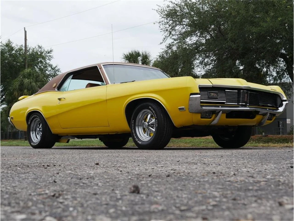 1969 Mercury Cougar 1st Gen - Image 12 of 31
