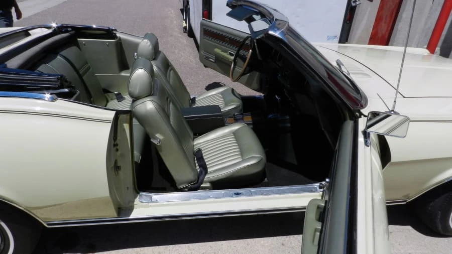 1969 Mercury Cougar 1st Gen - Image 5 of 8