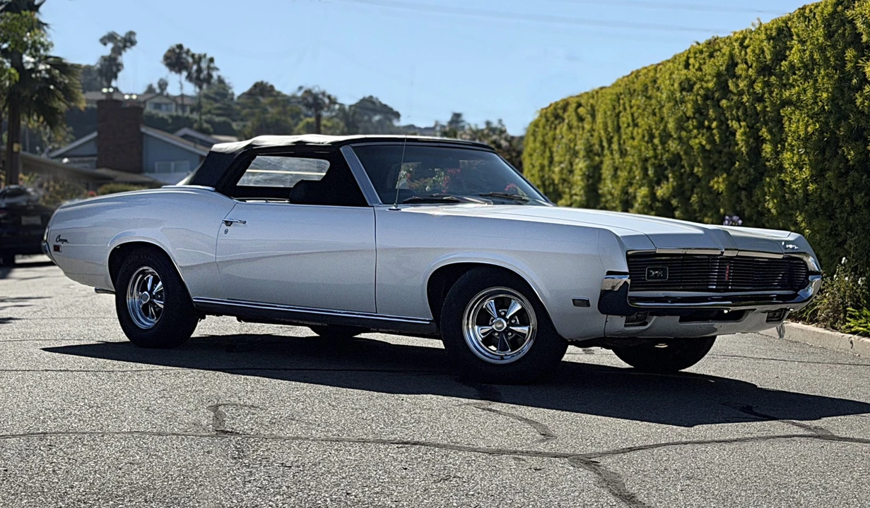 1969 Mercury Cougar 1st Gen - Image 28 of 31