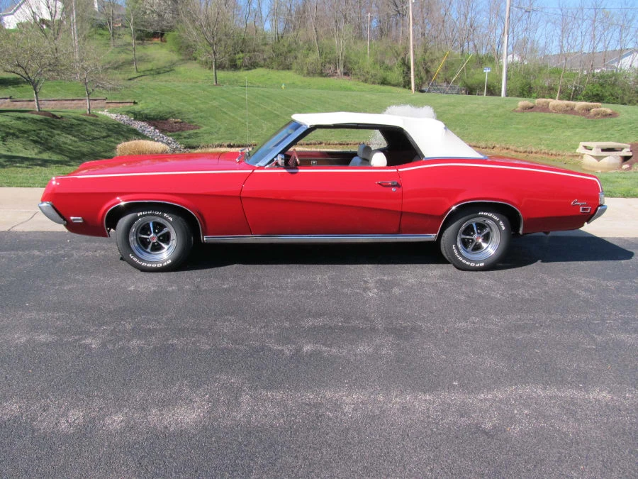 1969 Mercury Cougar 1st Gen - Image 2 of 8