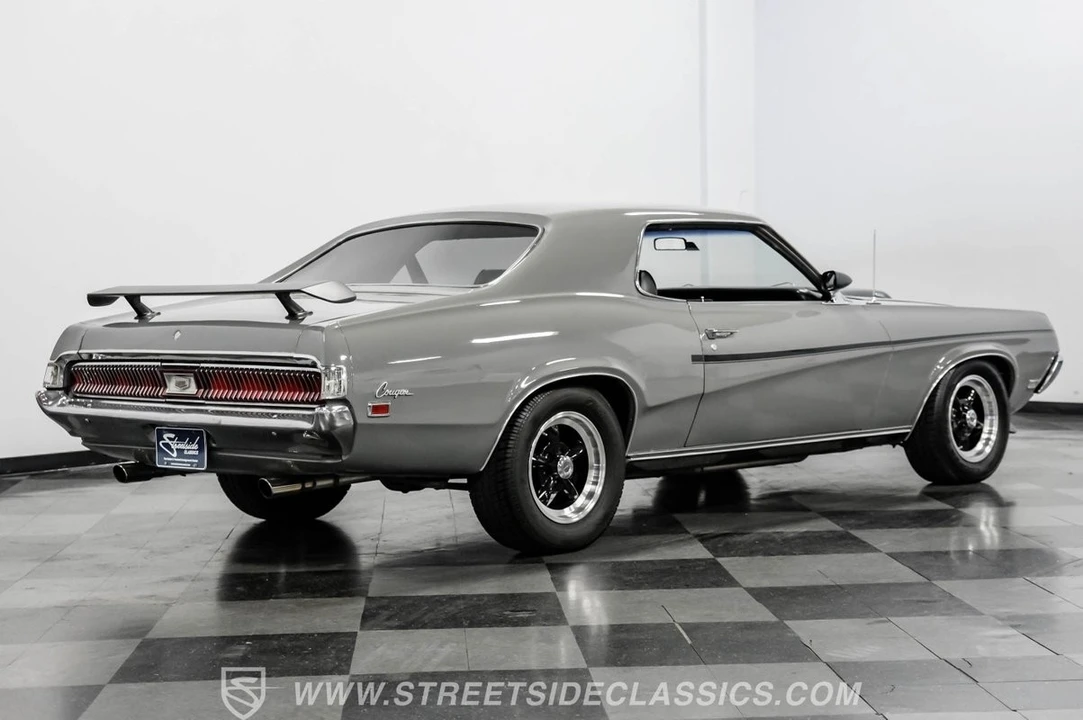 1969 Mercury Cougar 1st Gen - Image 11 of 12