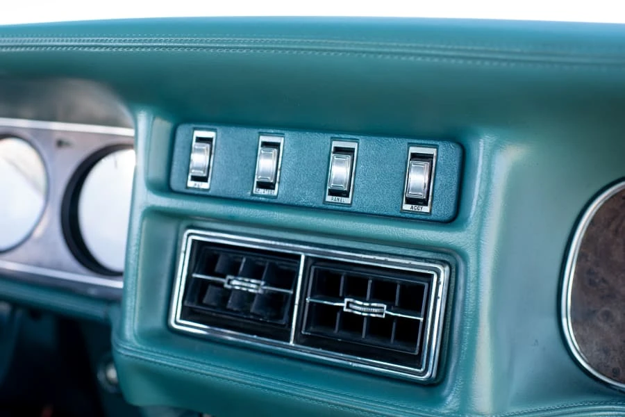 1969 Mercury Cougar 1st Gen - Image 25 of 31