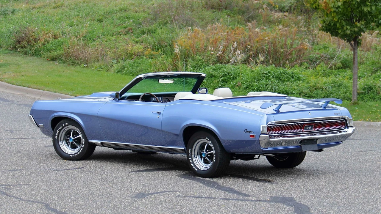 1969 Mercury Cougar 1st Gen - Image 13 of 31