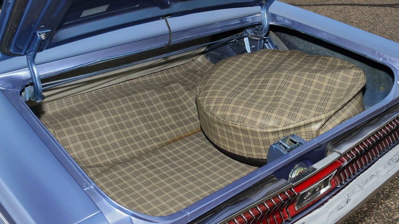 1969 Mercury Cougar 1st Gen - Image 21 of 31