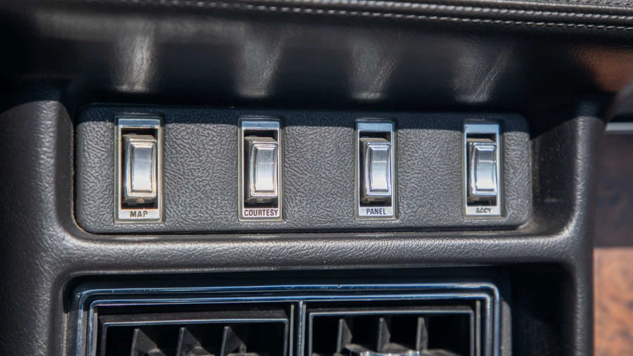 1969 Mercury Cougar 1st Gen - Image 16 of 20