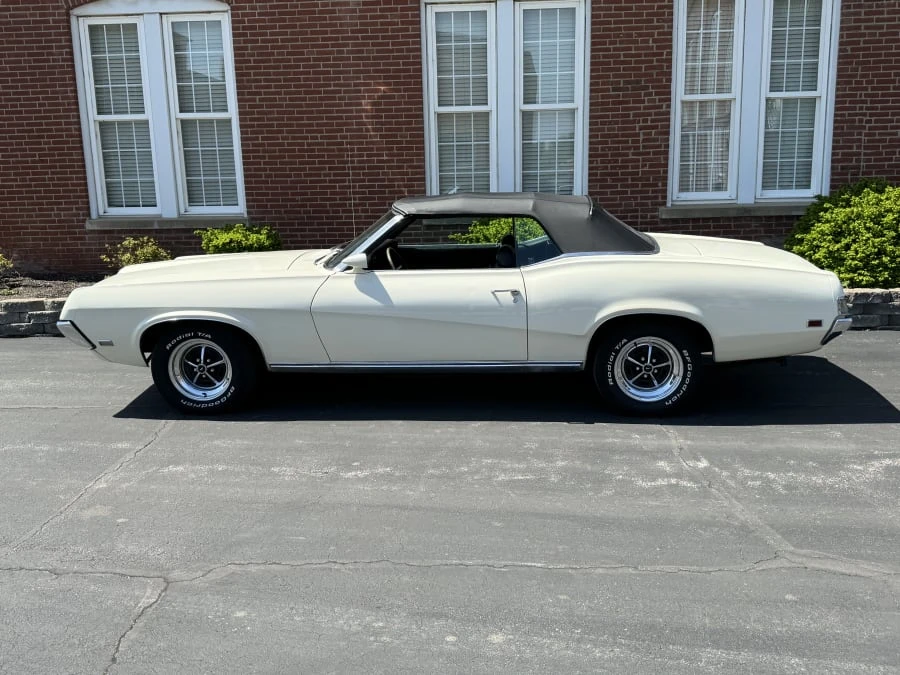 1969 Mercury Cougar 1st Gen - Image 2 of 10
