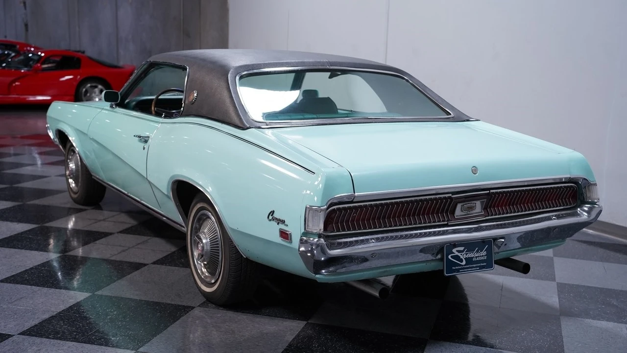 1969 Mercury Cougar 1st Gen - Image 9 of 21