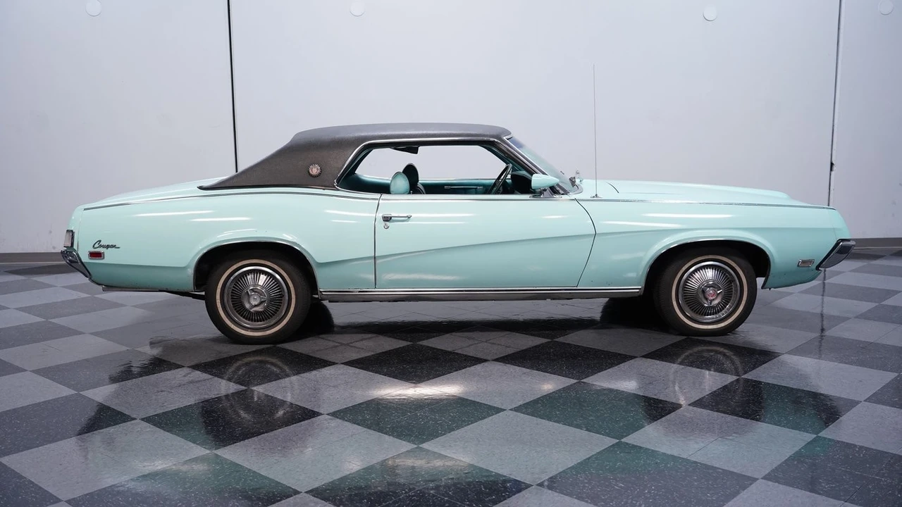 1969 Mercury Cougar 1st Gen - Image 12 of 12