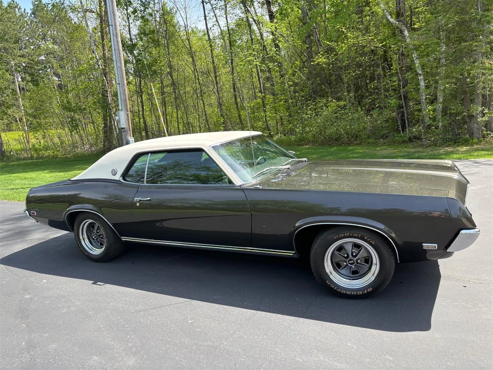 1969 Mercury Cougar 1st Gen - Image 14 of 31