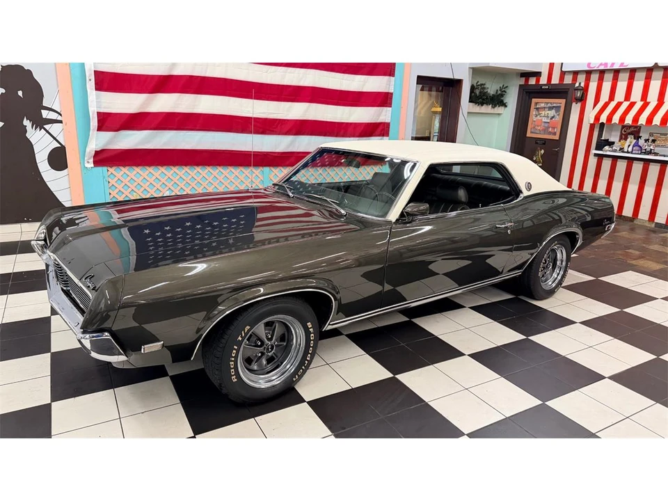 1969 Mercury Cougar 1st Gen - Image 7 of 31
