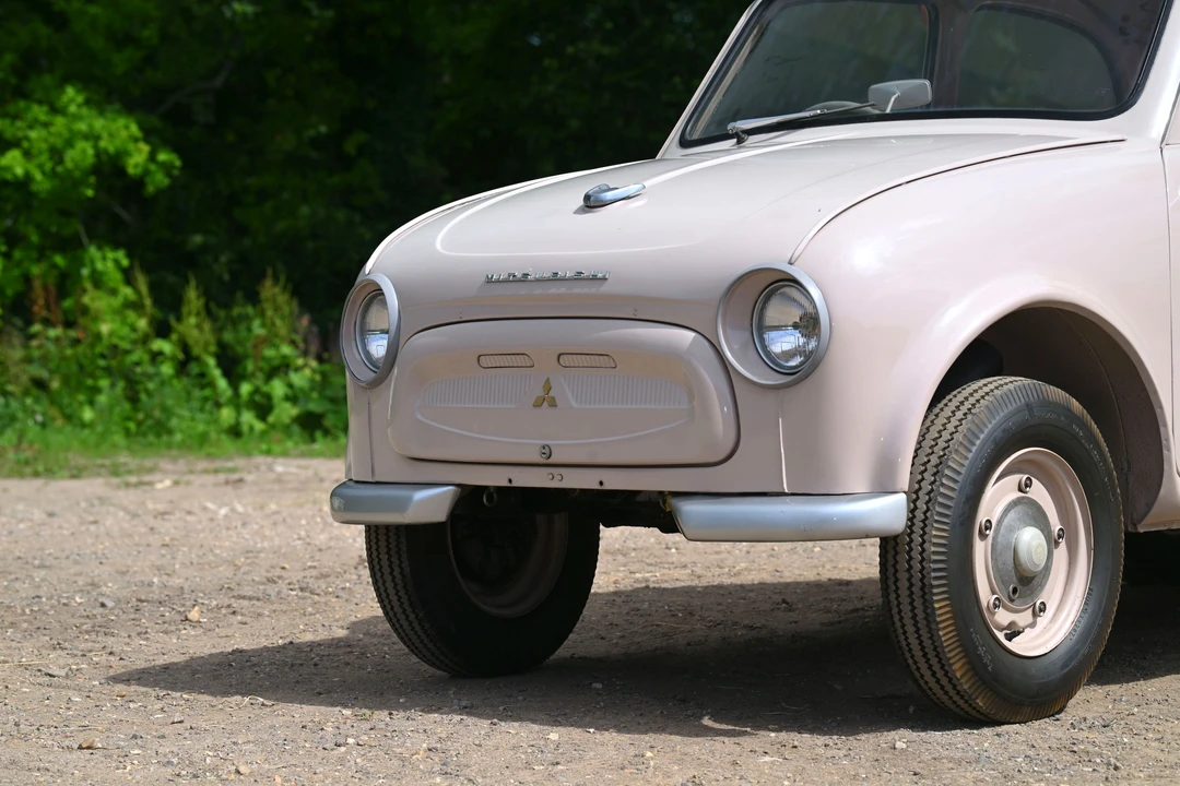 1969 Mitsubishi - Image 7 of 31