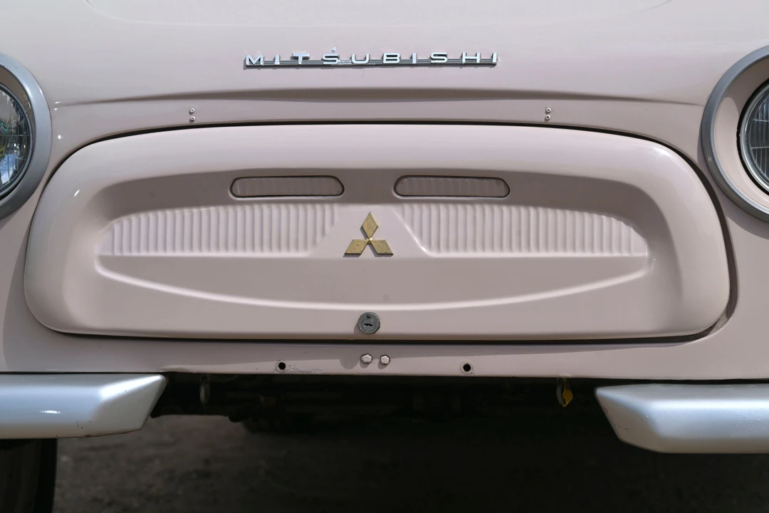 1969 Mitsubishi - Image 6 of 31