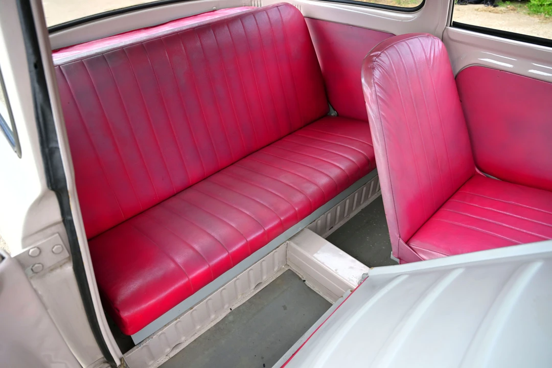 1969 Mitsubishi - Image 16 of 31