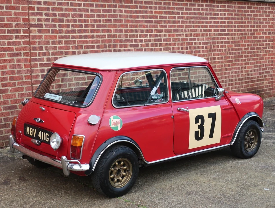 1969 Morris - Image 2 of 16