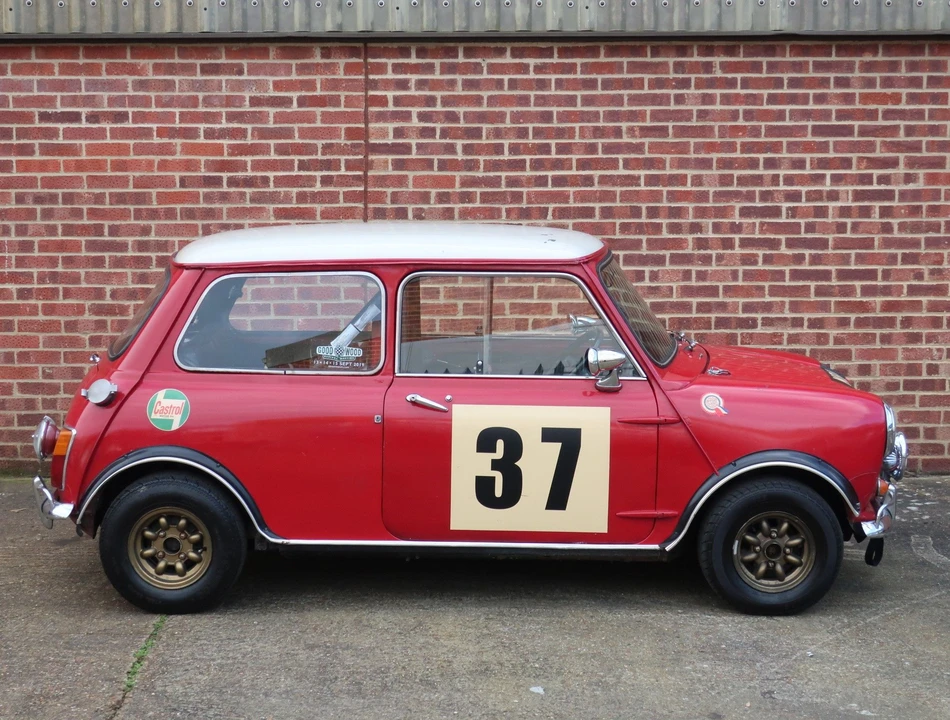 1969 Morris - Image 3 of 16