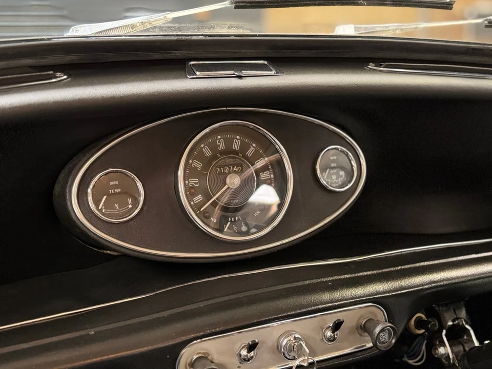 1969 Morris - Image 22 of 30