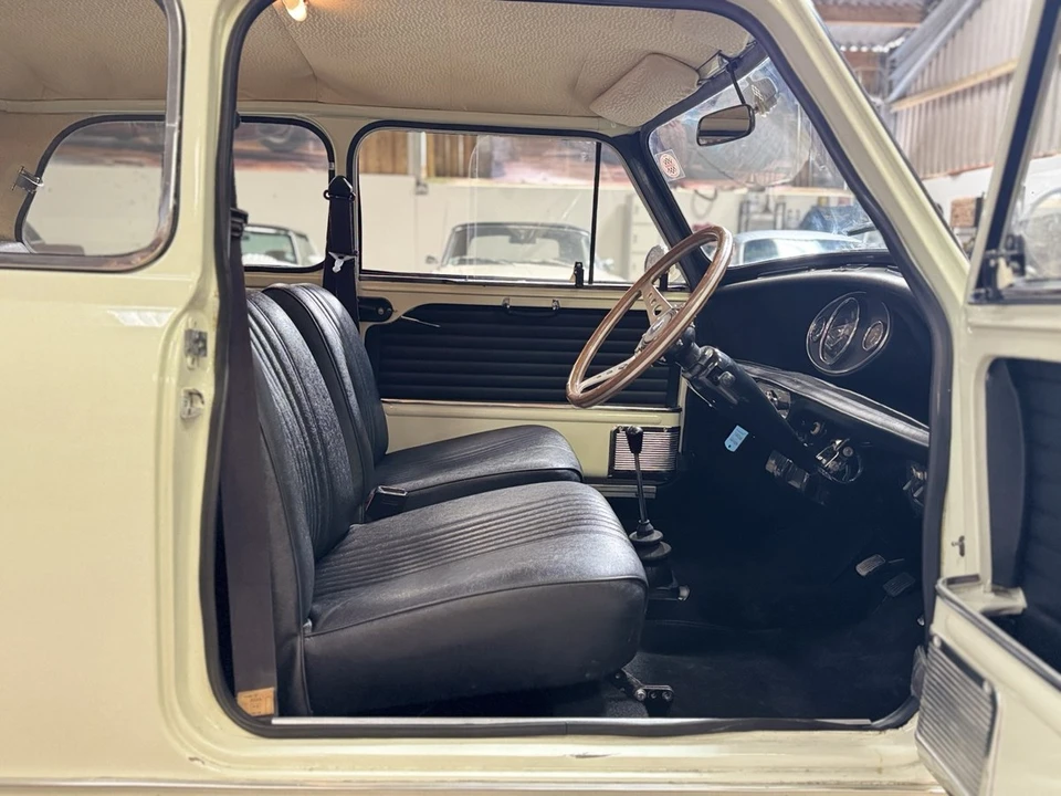 1969 Morris - Image 20 of 30