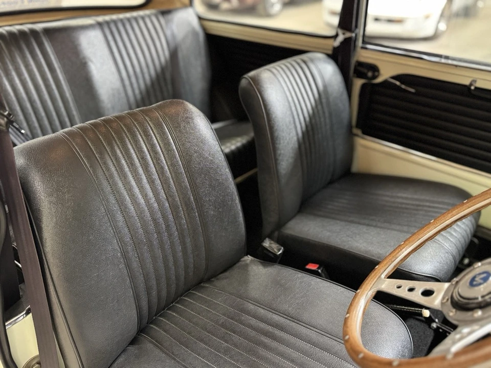 1969 Morris - Image 25 of 30