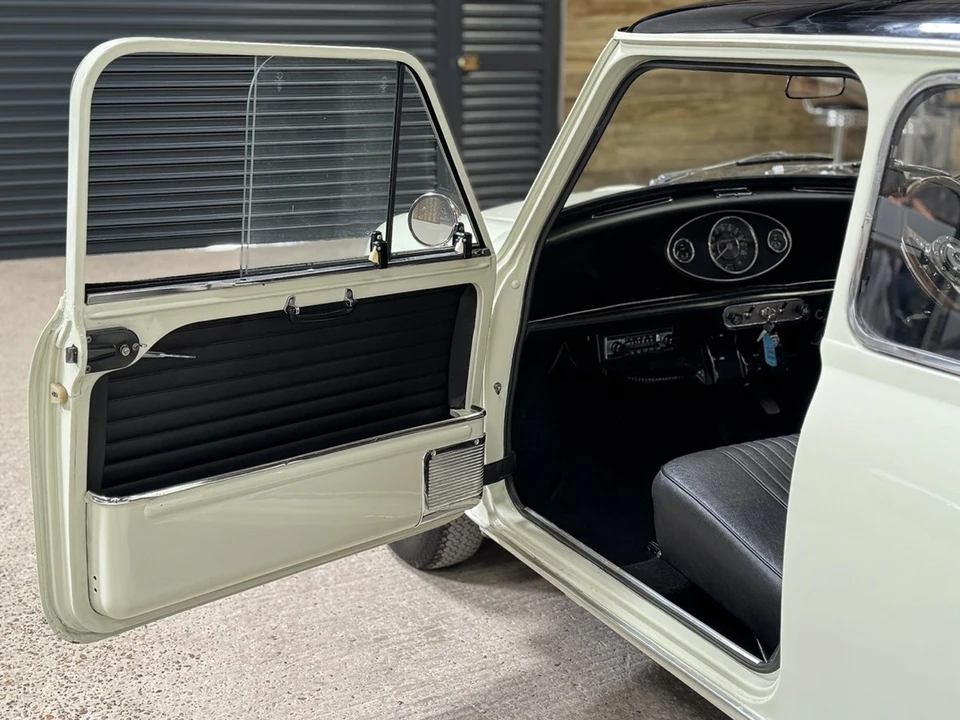 1969 Morris - Image 26 of 30