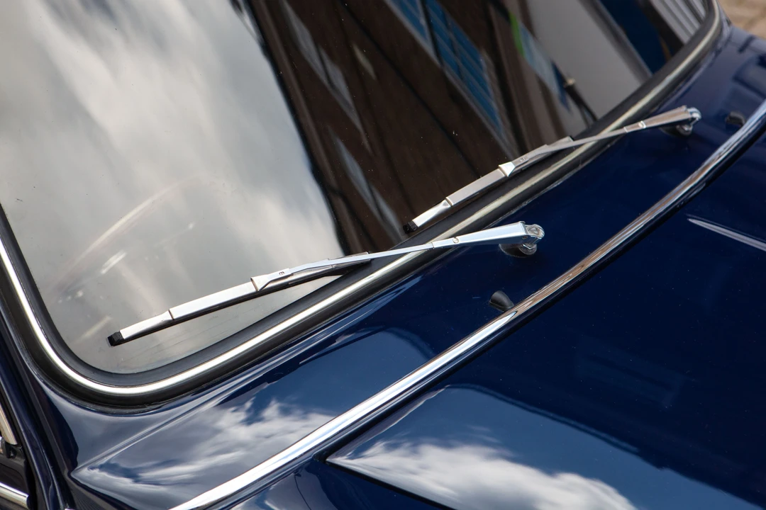 1969 Morris - Image 2 of 31