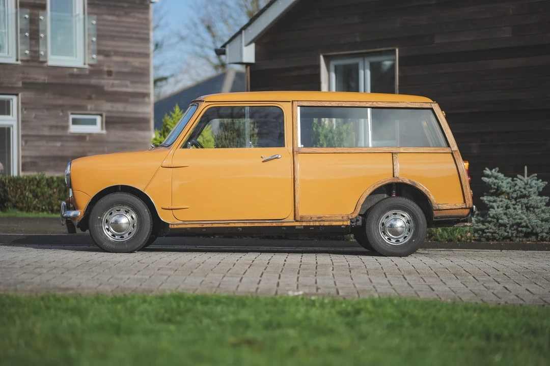 1969 Morris - Image 12 of 30