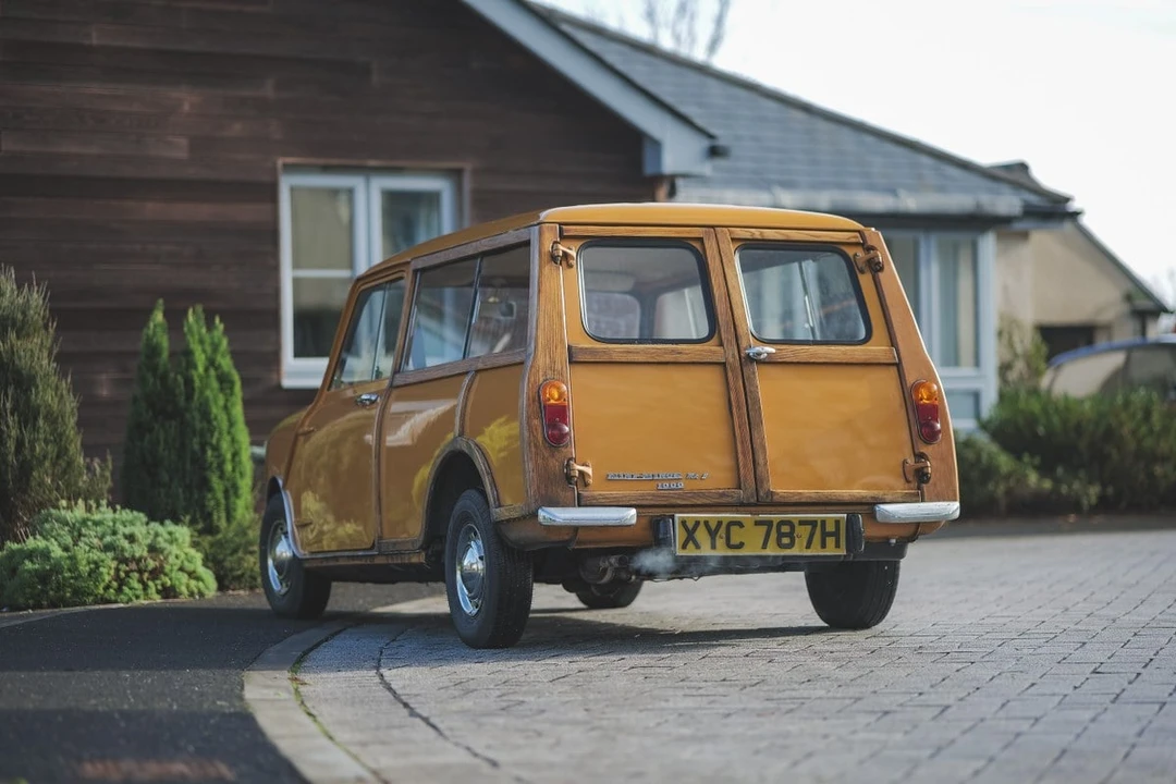 1969 Morris - Image 10 of 30