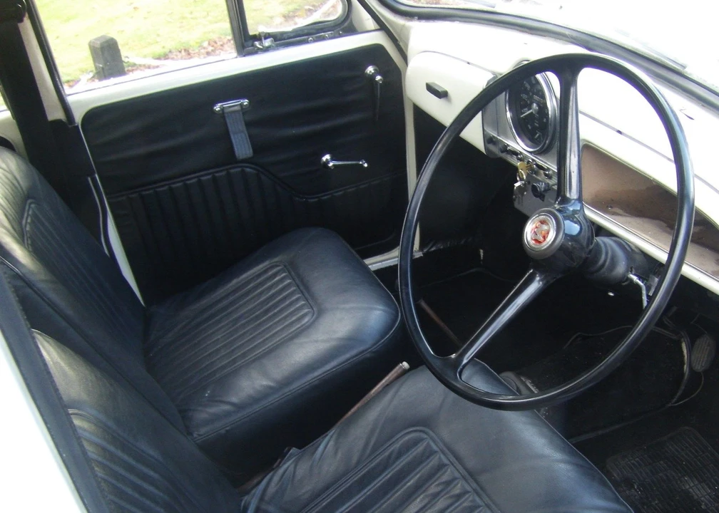 1969 Morris Minor - Image 3 of 3