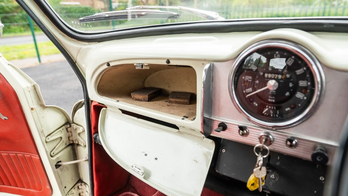 1969 Morris Minor - Image 24 of 30