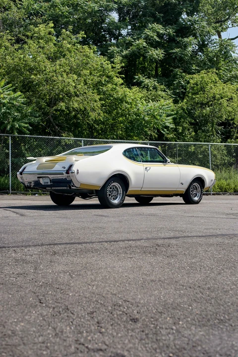 1969 Oldsmobile 442 2nd Gen - Image 12 of 31
