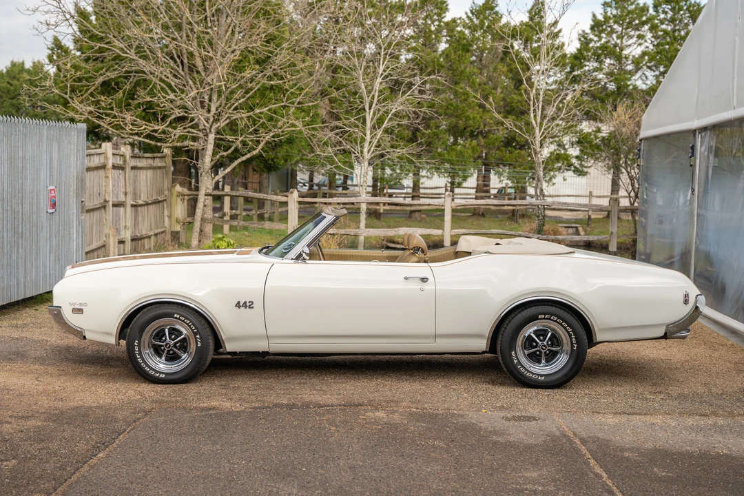 1969 Oldsmobile 442 2nd Gen - Image 9 of 31