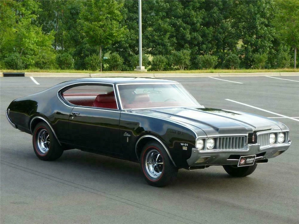 1969 Oldsmobile Cutlass 3rd Gen - Image 2 of 3