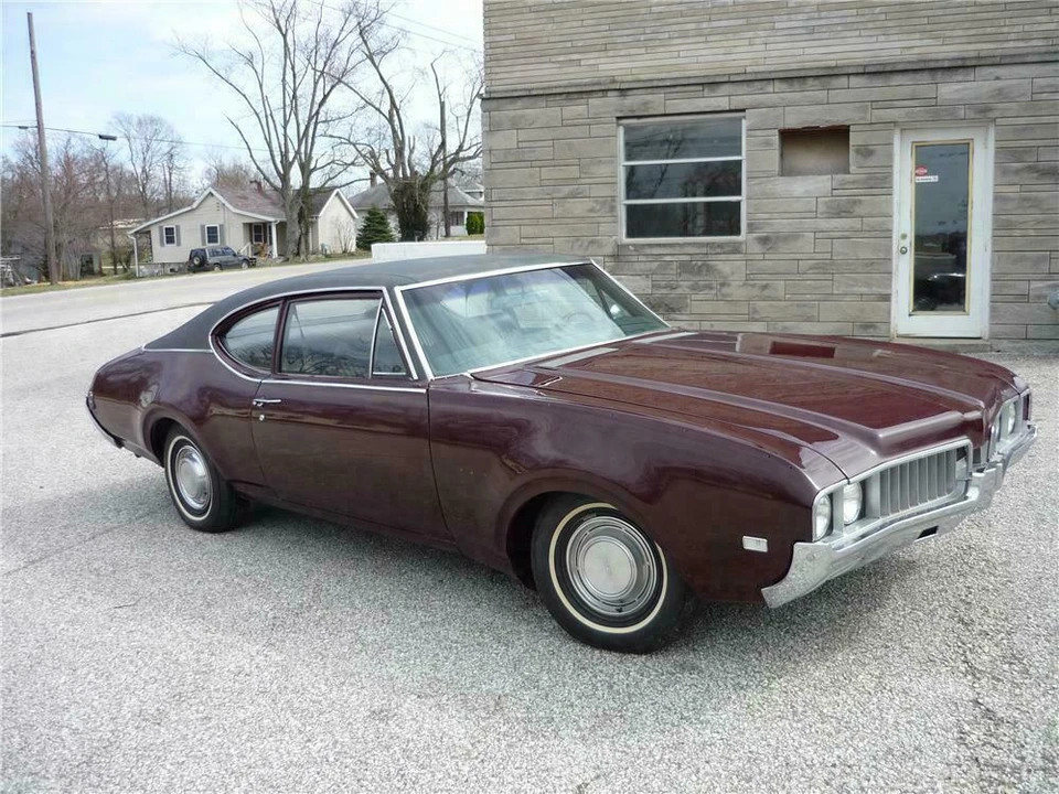 1969 Oldsmobile Cutlass 3rd Gen - Image 2 of 2