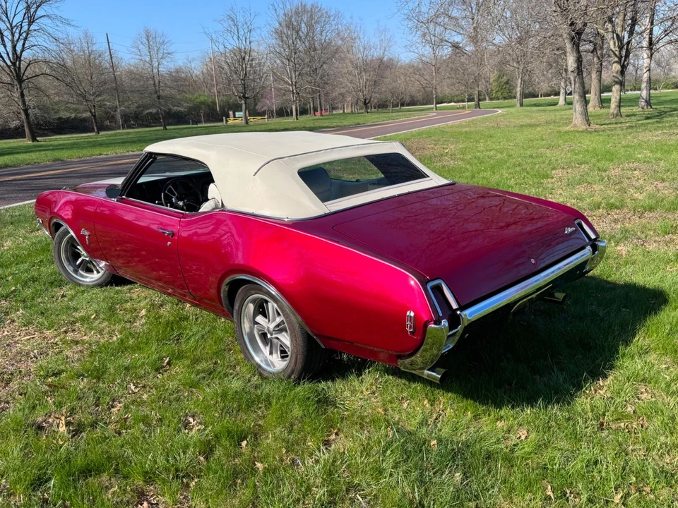 1969 Oldsmobile Cutlass 3rd Gen - Image 3 of 12