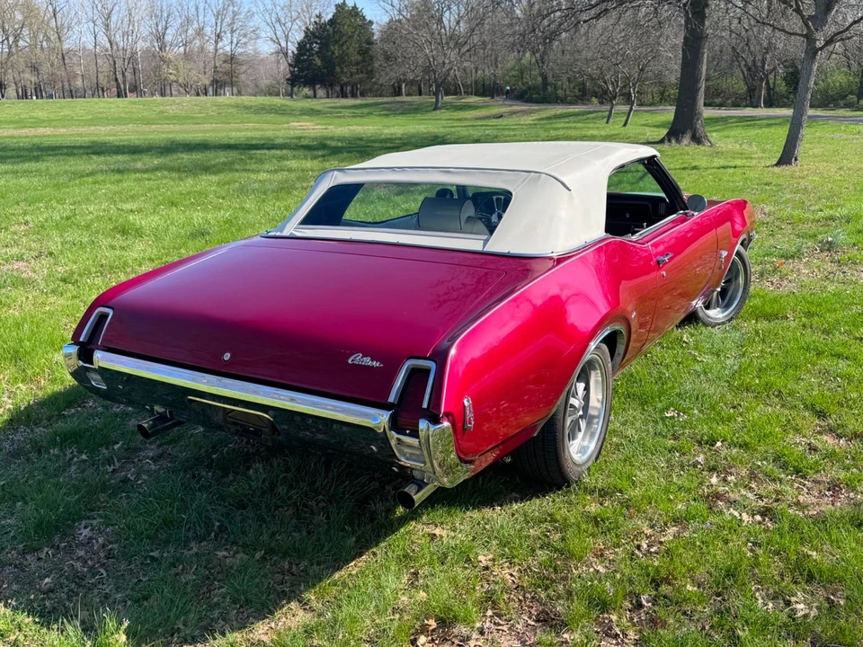 1969 Oldsmobile Cutlass 3rd Gen - Image 6 of 12