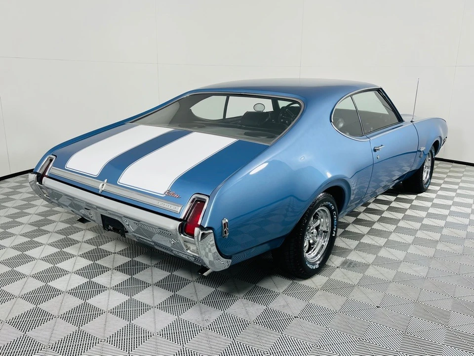 1969 Oldsmobile Cutlass 3rd Gen - Image 8 of 12