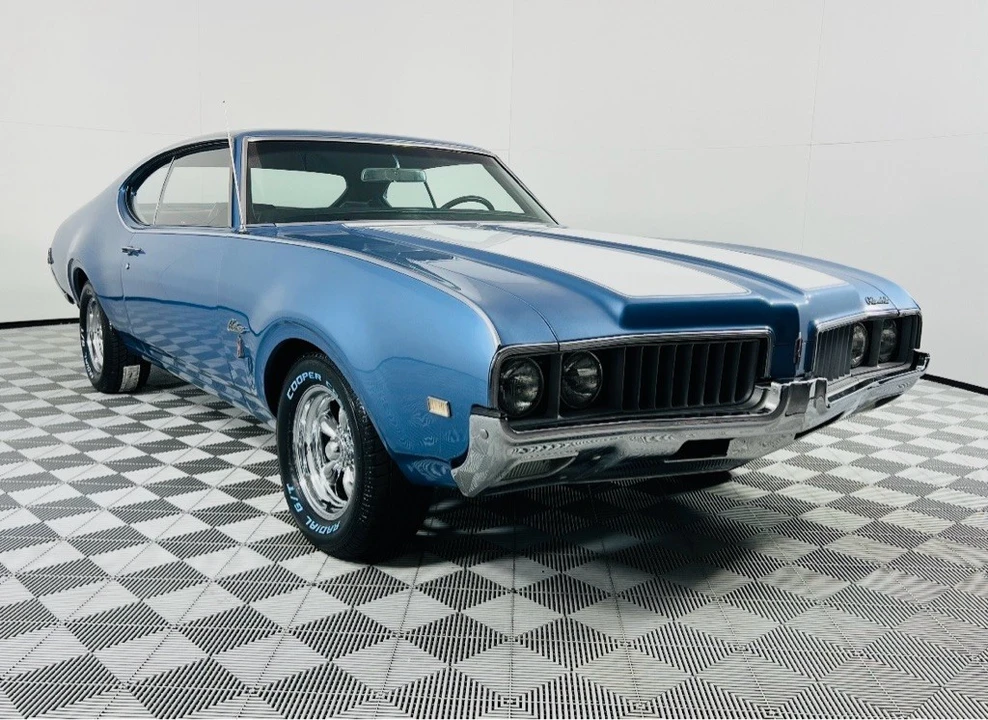 1969 Oldsmobile Cutlass 3rd Gen - Image 2 of 12