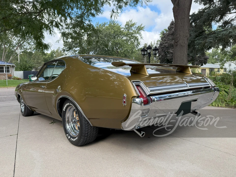 1969 Oldsmobile Cutlass 3rd Gen - Image 2 of 12