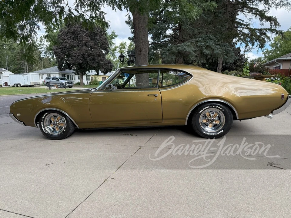 1969 Oldsmobile Cutlass 3rd Gen - Image 10 of 12