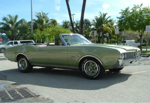 1969 Oldsmobile Cutlass Supreme - Image 3 of 3