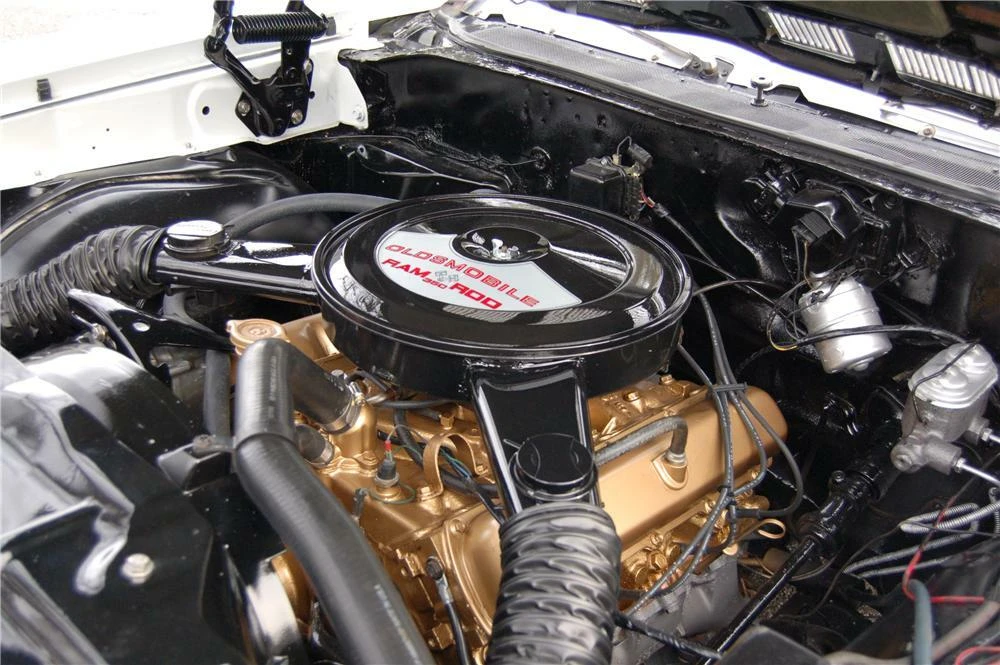 1969 Oldsmobile Cutlass 3rd Gen - Image 3 of 5