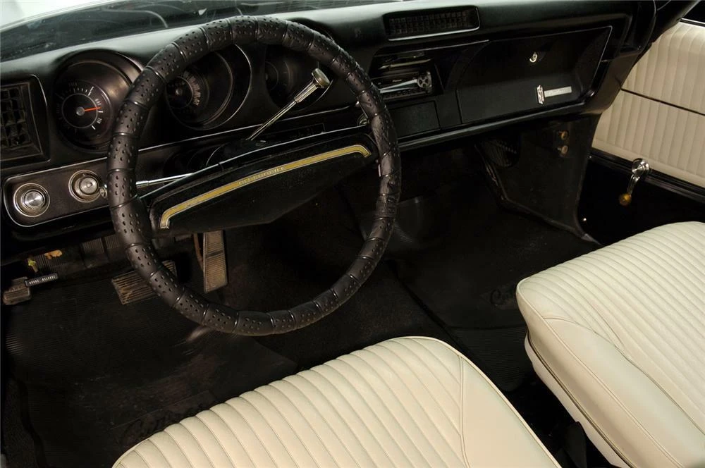 1969 Oldsmobile Cutlass 3rd Gen - Image 4 of 5